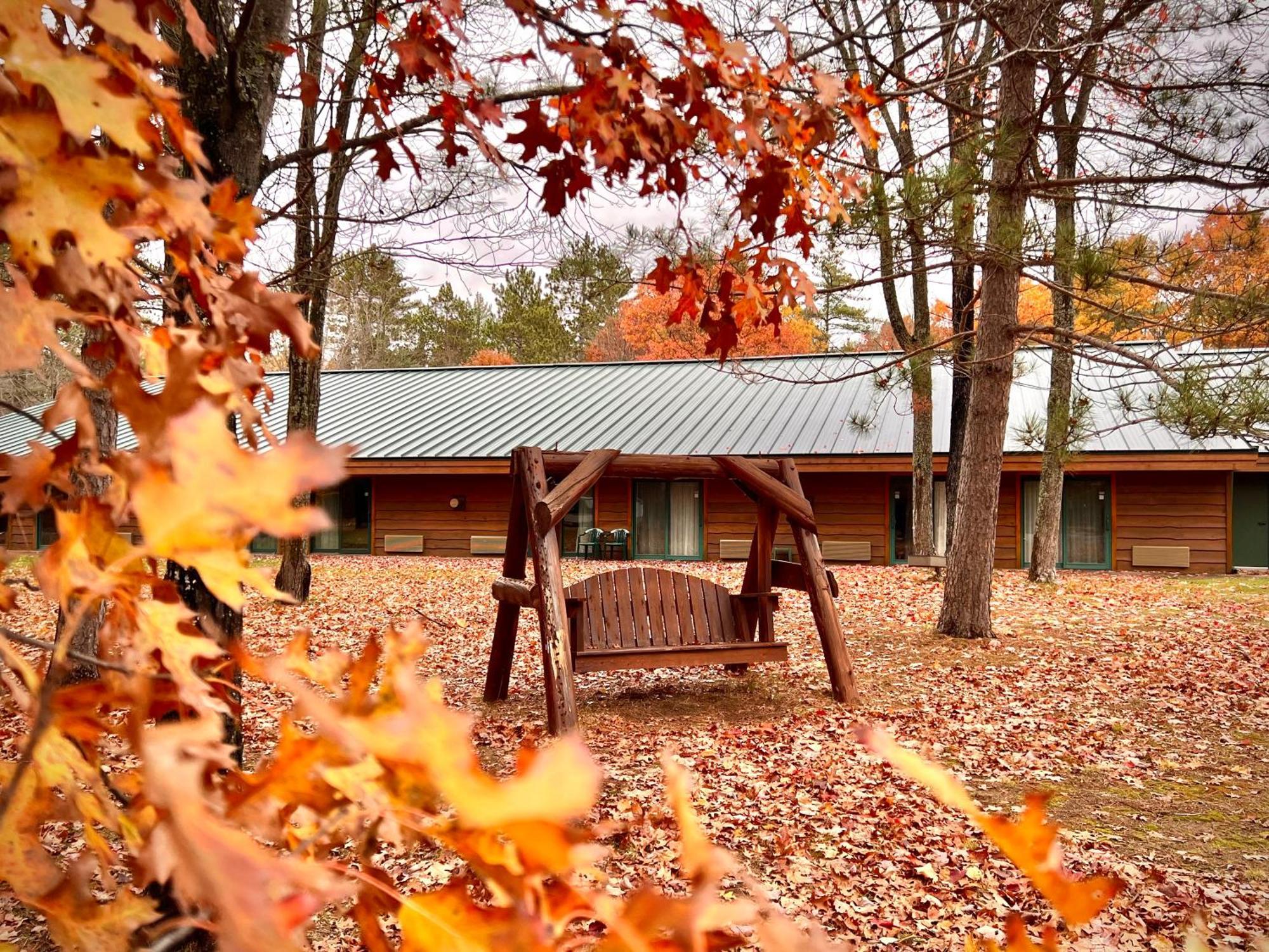 Whitetail Lodge Saint Germain Luaran gambar
