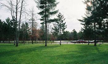 Whitetail Lodge Saint Germain Luaran gambar